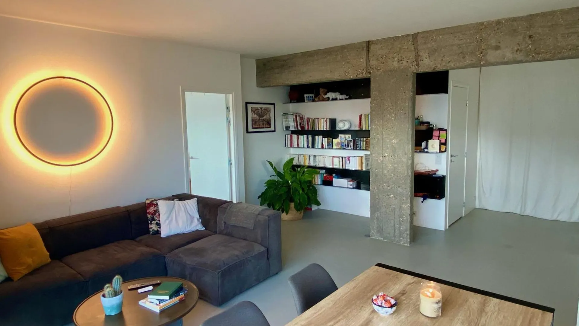 Appartement Moderne, Vue Sur Les Toits Et Plein Sud Paris