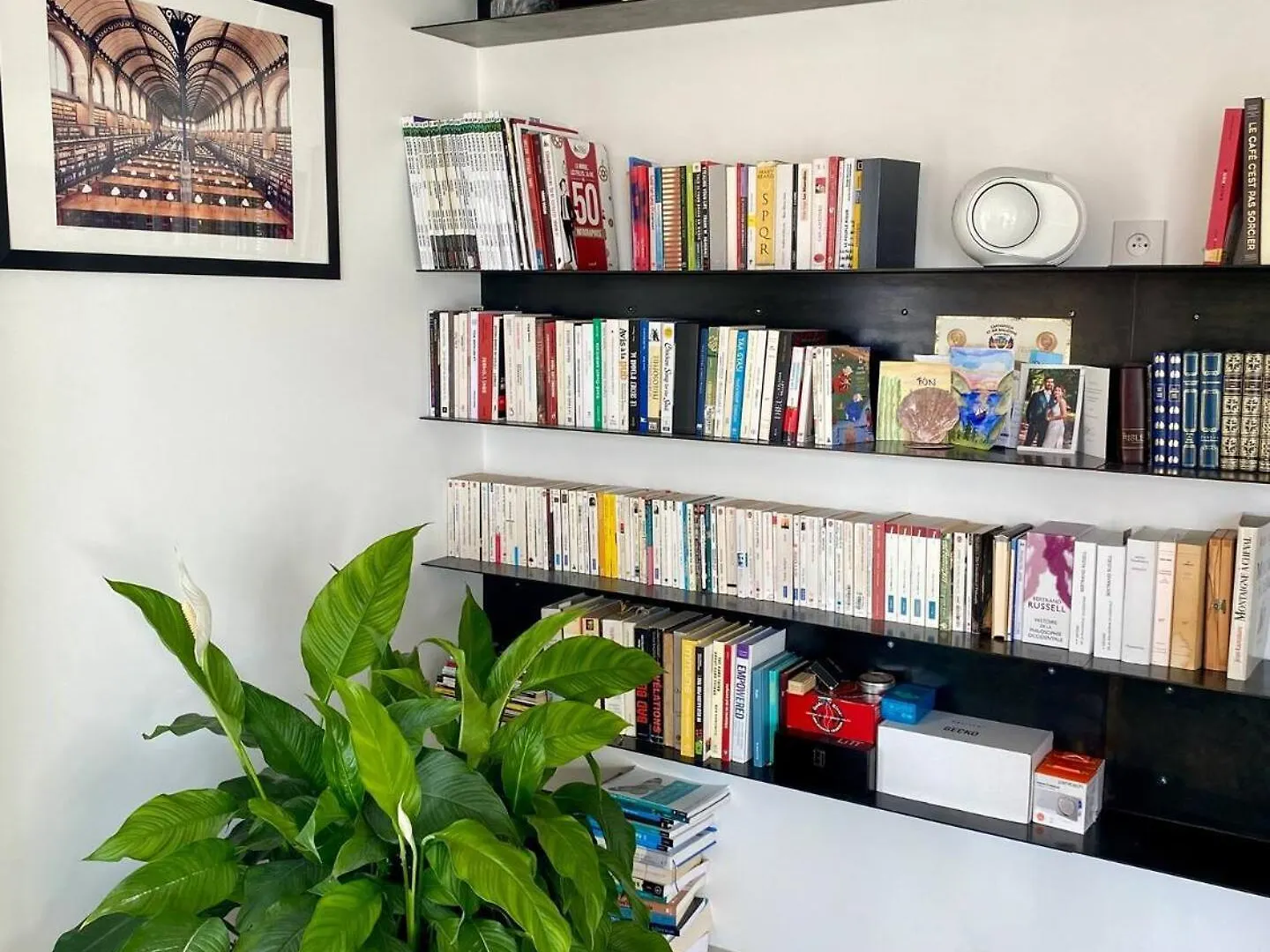 Apartment Appartement Moderne, Vue Sur Les Toits Et Plein Sud Paris